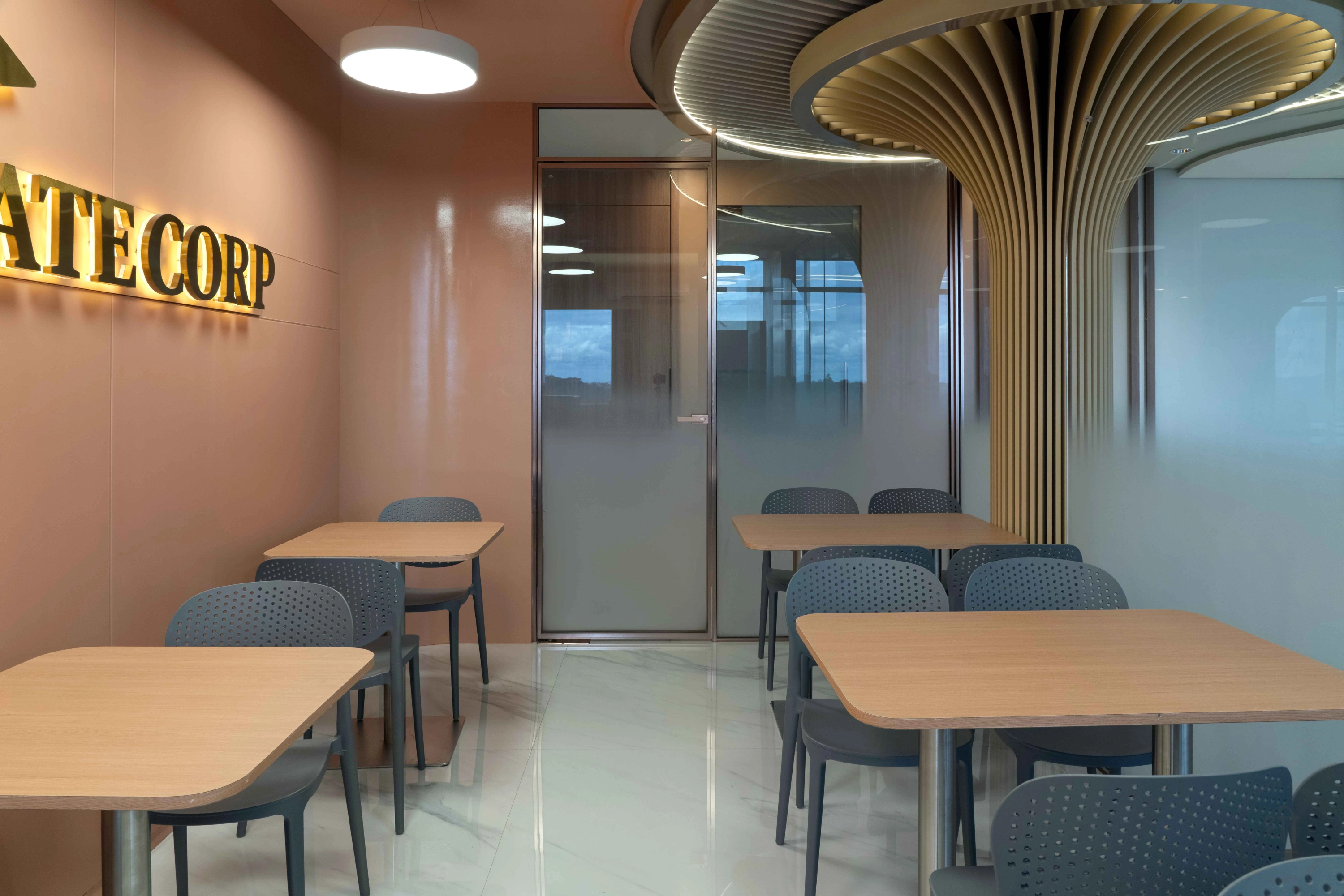THE COLLECTIVE FLOOR - PARAMETRIC DIALOGUES
